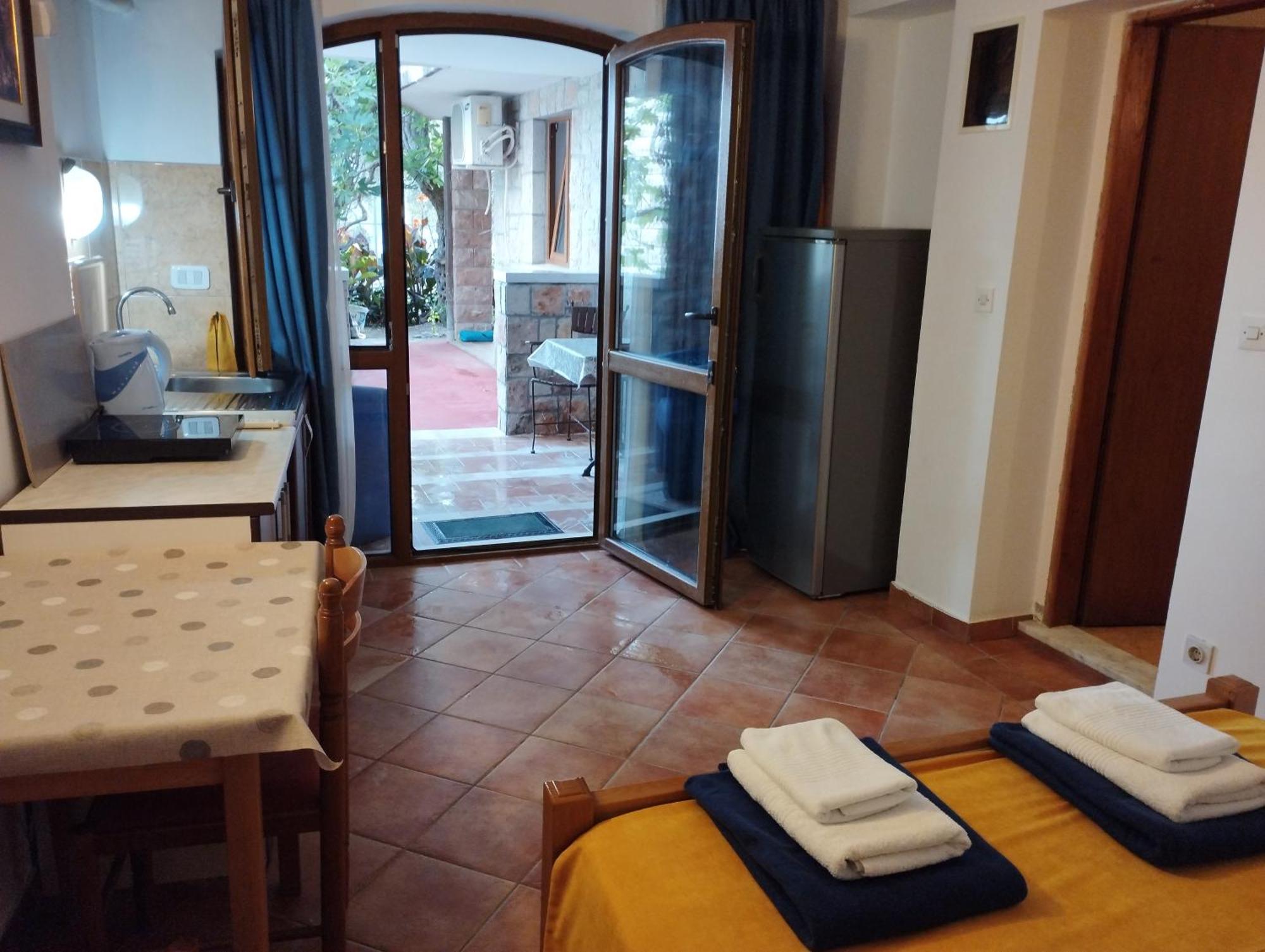 Zoro Apartments Sveti Stefan Pokoj fotografie