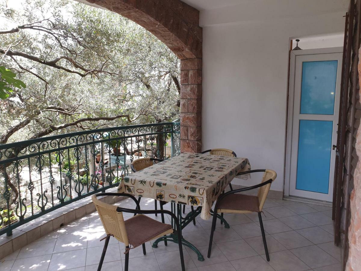 Zoro Apartments Sveti Stefan Exteriér fotografie