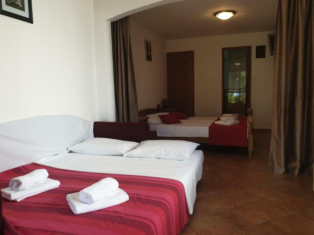 Zoro Apartments Sveti Stefan Exteriér fotografie