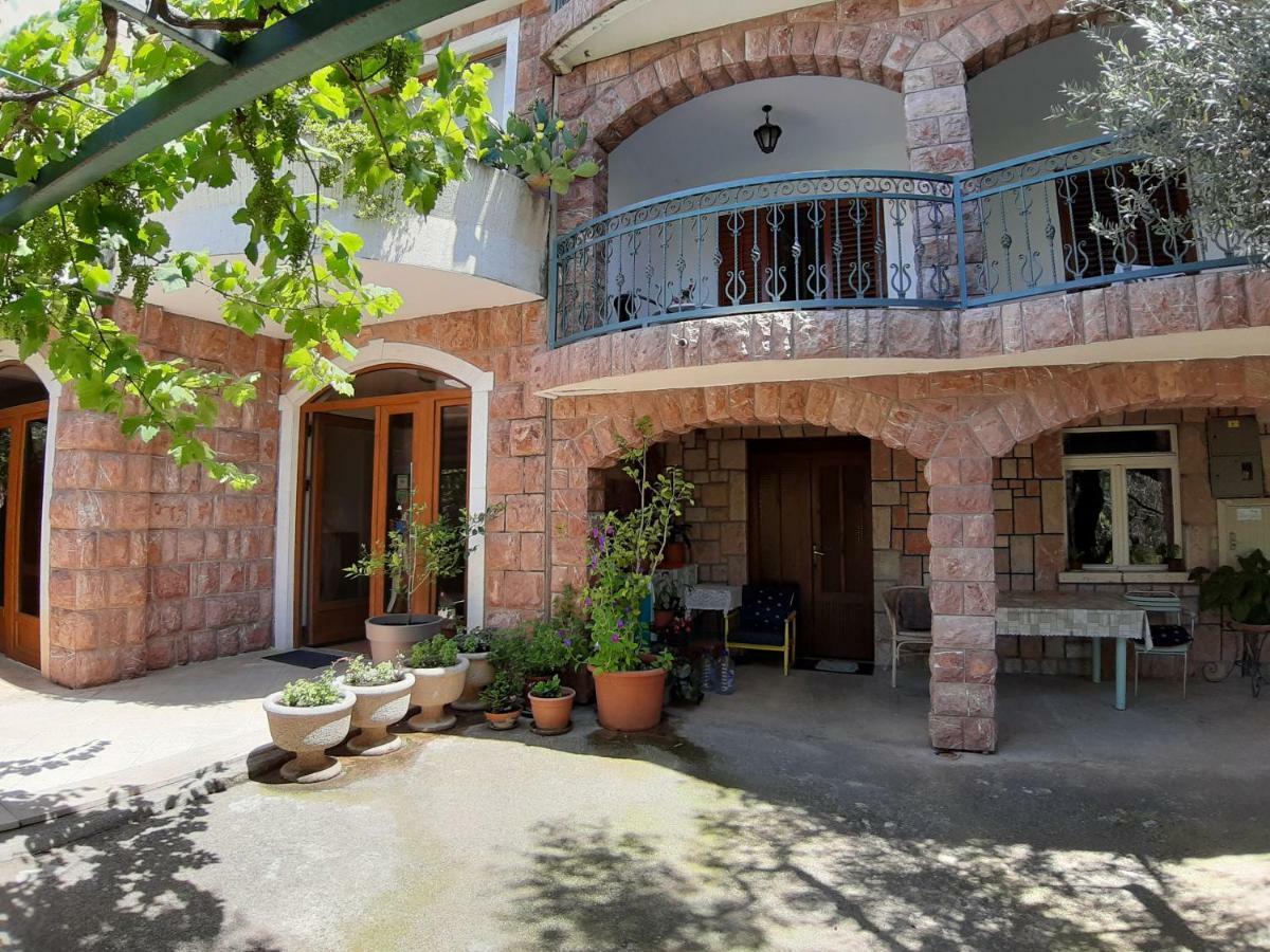 Zoro Apartments Sveti Stefan Exteriér fotografie